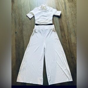 Dance mock neck crop top/colutte pants
